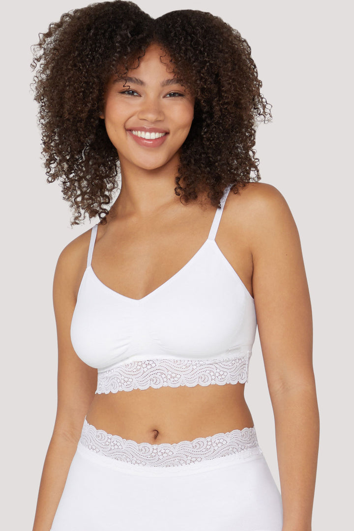 Quick Dry Stretchy Lace Wirefree Bra | Bella Bodies UK | White | Front