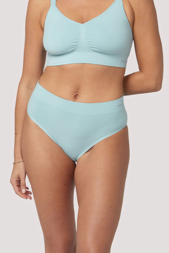 Women's breathable Full Coverage | Bamboo Underwear I Two Pack I Women's Comfortable Sustainable Underwear I Bella Bodies UK I Marine | Front