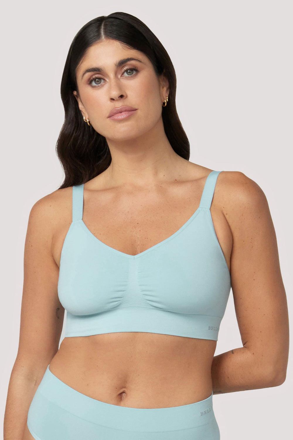 Bamboo Wireless Adjustable Bra I Bella Bodies UK I Marine | Front